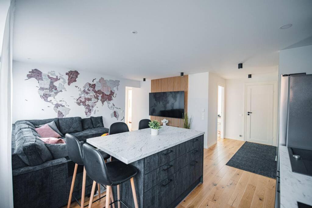 New Luxury 3Br Apartment In Old Town, Free Parking Haapsalu Dış mekan fotoğraf